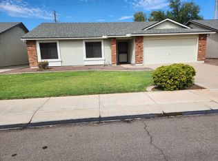 894 S Wanda Dr, Gilbert, AZ 85296