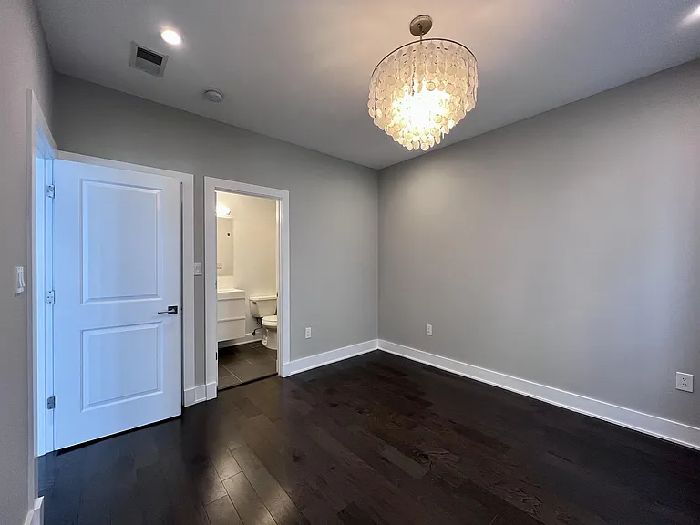340 Adams St NE #302 — Photo 22