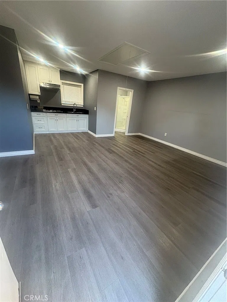 Studio, 440 sqft, $1,500 — Photo 1
