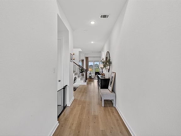 3rd image of 4439 Stone Ridge Ln