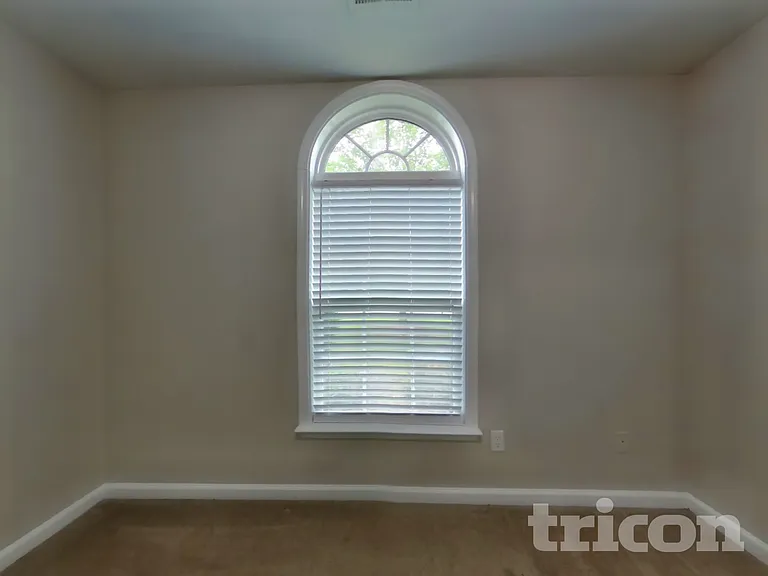 247 Augusta Woods Dr — Photo 11