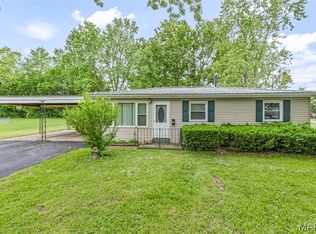 815 Morris St, Farmington, MO 63640