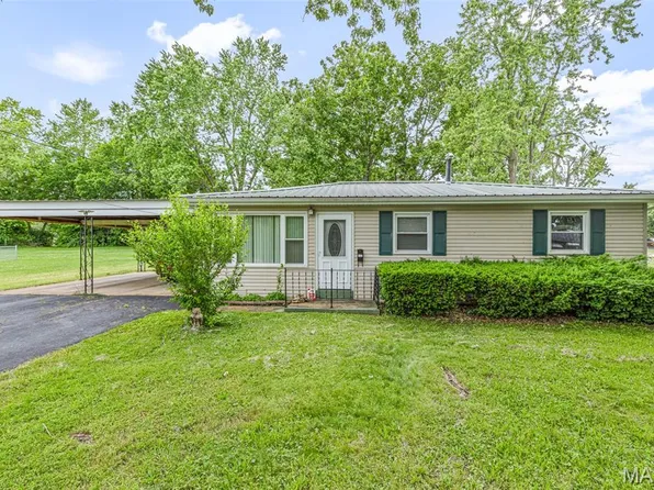 815 Morris St, Farmington, MO 63640