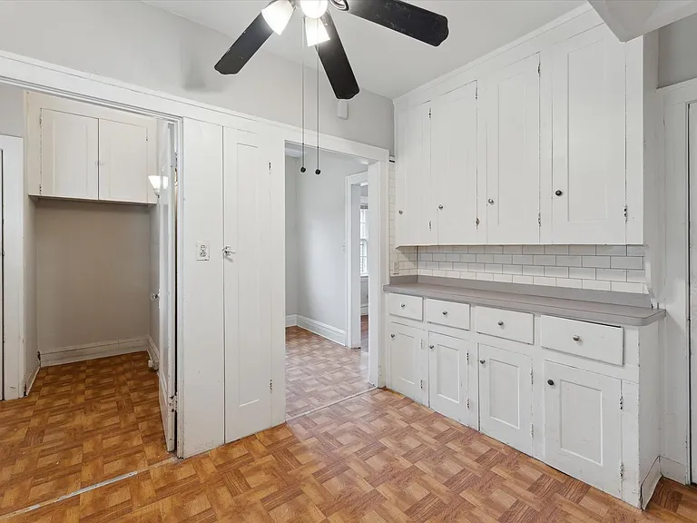 13108 Cedar Rd Cleveland Heights Oh 44118 — Photo 18