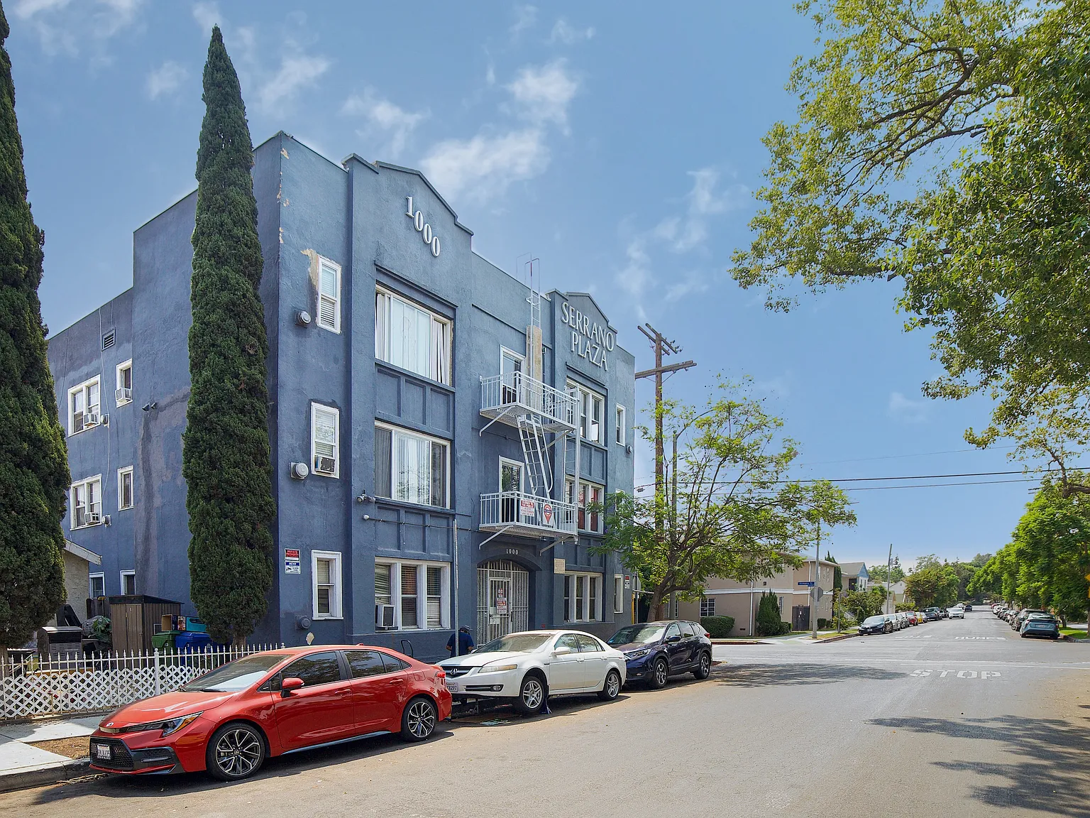1000 N Serrano Ave — Photo 4
