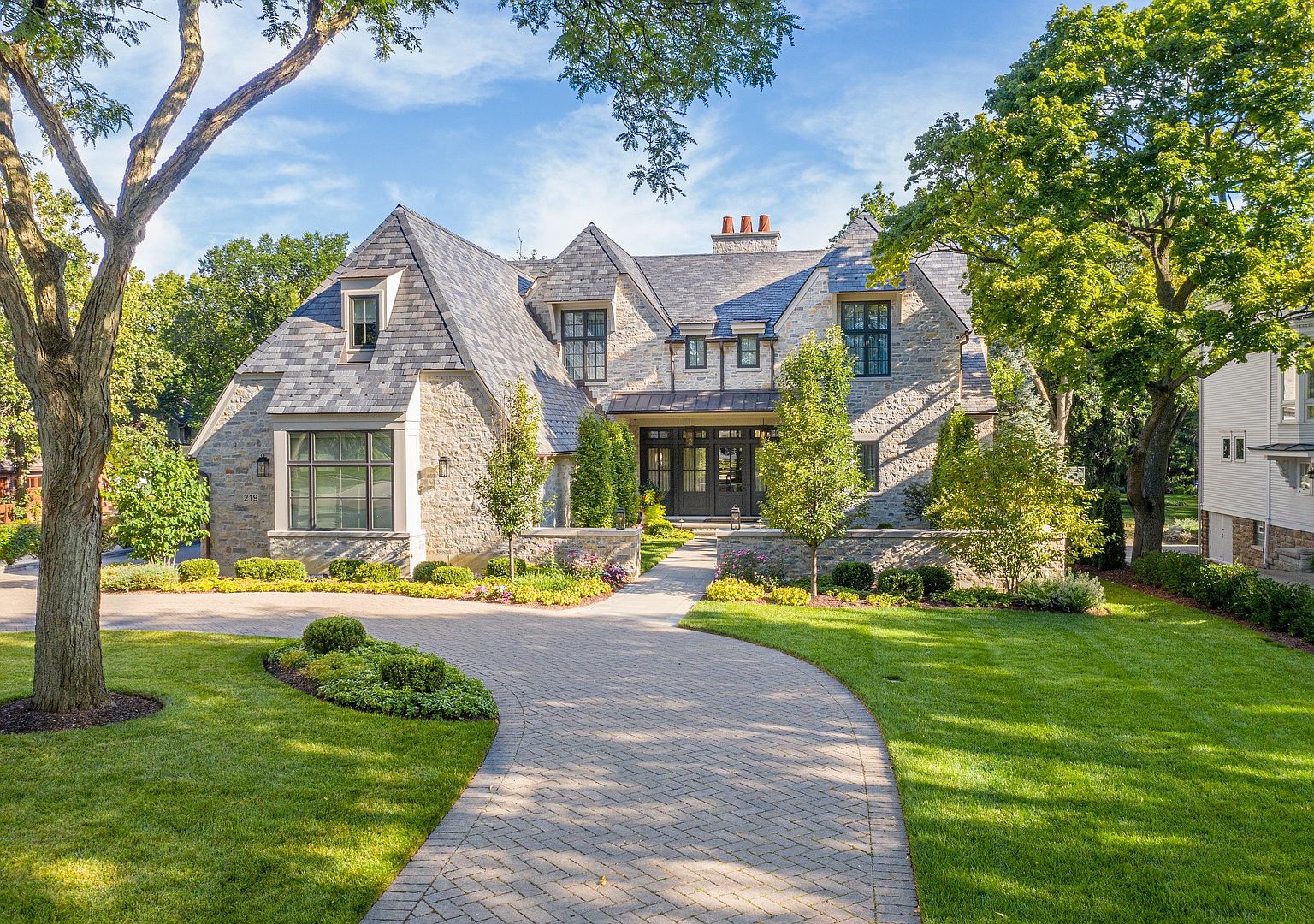 219 E 1st St, Hinsdale, IL 60521 | Zillow