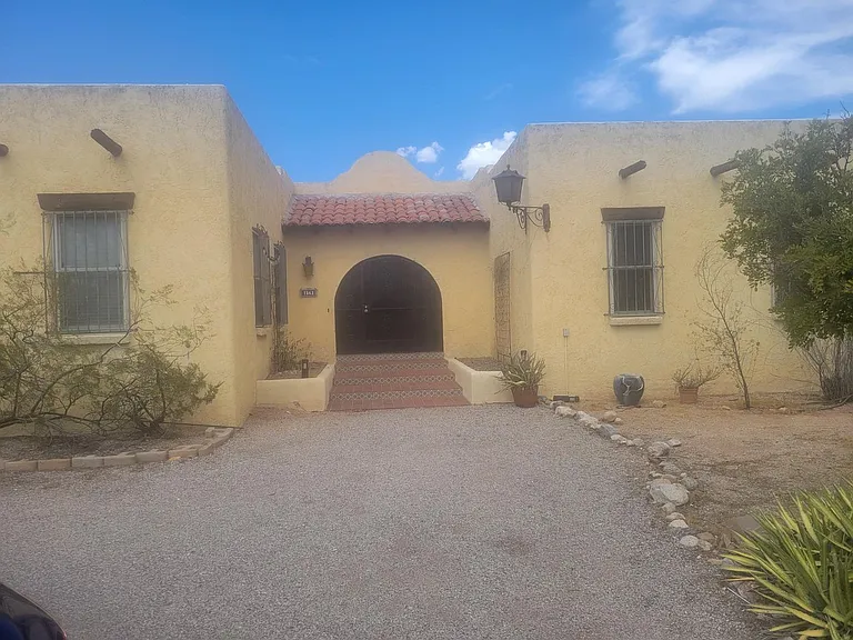 7562 N Calle Cordobesa — Photo 22