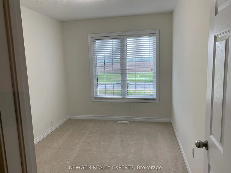 41 Rockbrook Trl — Photo 12