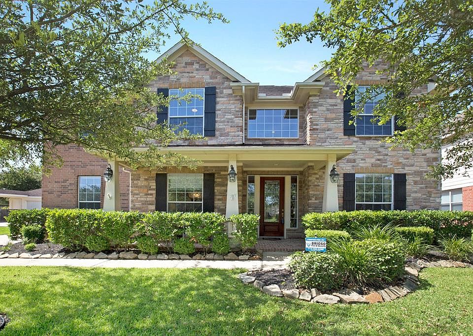 1st image of 15118 Blue Thistle Dr