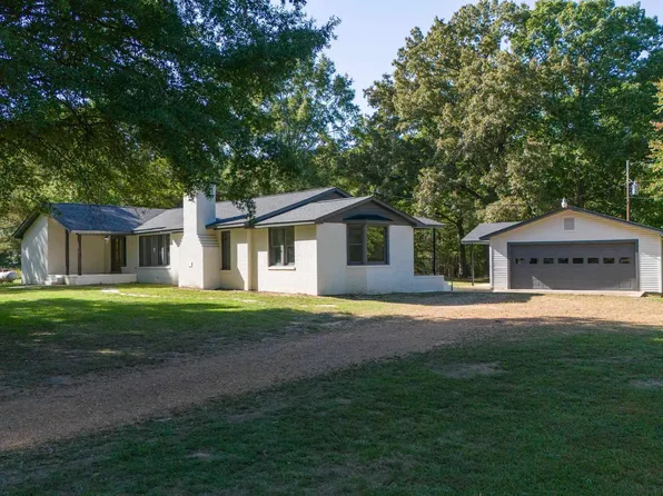 400 Woods Rd, Adamsville, TN 38310