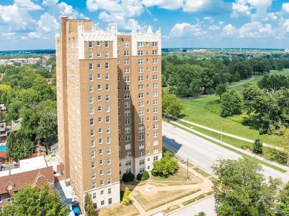625 S Skinker Blvd APT 902, Saint Louis, MO 63105