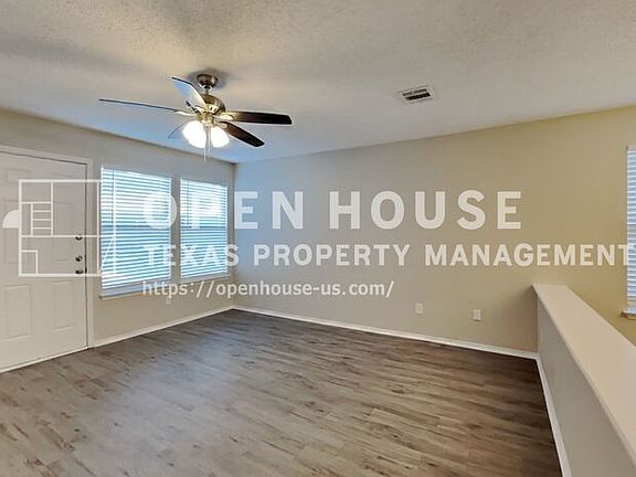 4th image of 1007 Chelsea Ln