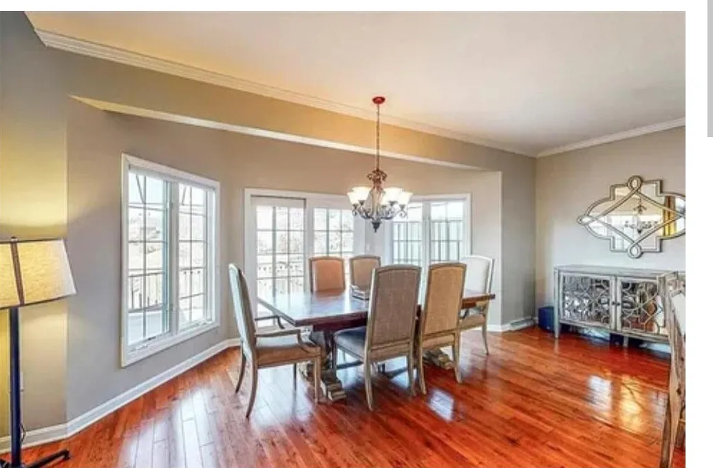 3 bed, 3090 sqft, $3,100 — Photo 3