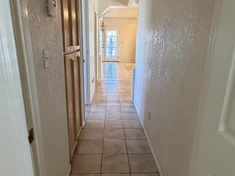 804 S Dora Ave — Photo 10