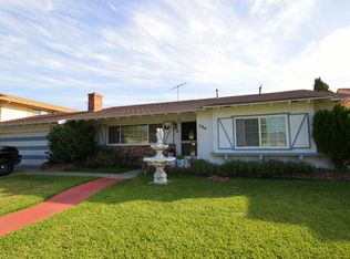 284 Golden Carriage Ln, Pomona, CA 91767