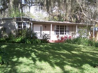 414 Berwick Ave, Temple Terrace, FL 33617