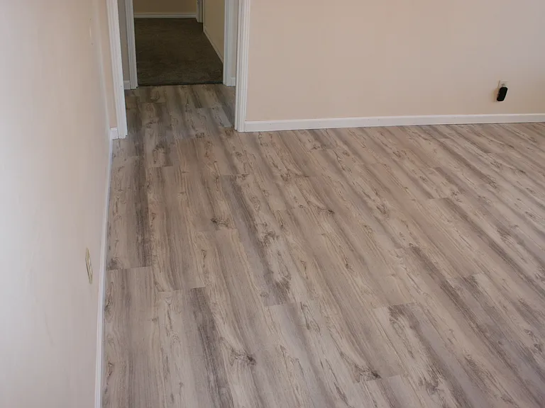 1460 Oxford Way — Photo 23
