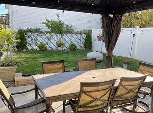 453 Barlow Ave #1, Staten Island, NY 10308