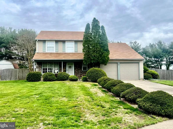 21 Laurelwood Ln, Eastampton, NJ 08060