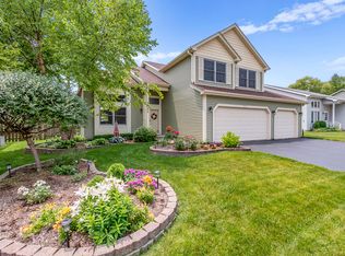 1021 Oaktree Trl, Lake Villa, IL 60046