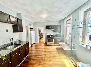 8 Margaret St #3F, Boston, MA 02113