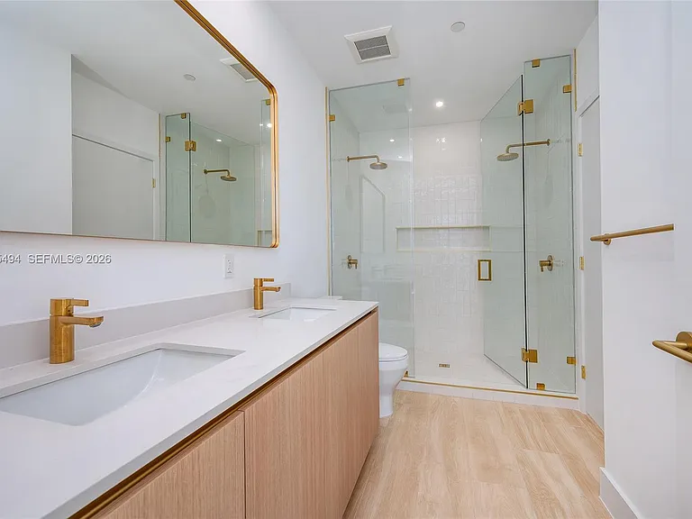 90 NE 32nd St #1106 — Photo 20