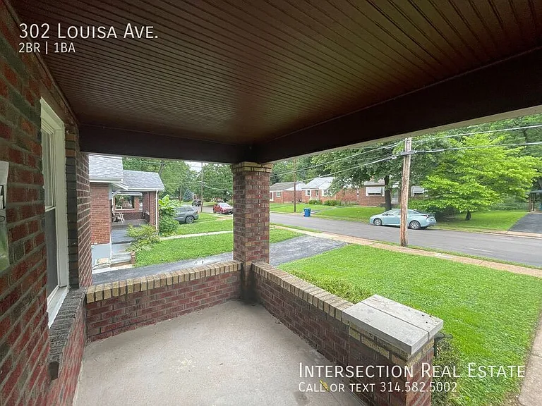 302 Louisa Ave — Photo 4