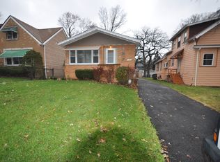 1573 W 100th Pl, Chicago, IL 60643