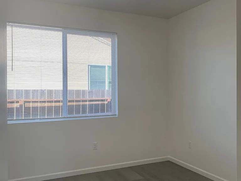2406-2408 W Avenue 134th (LO) — Photo 27