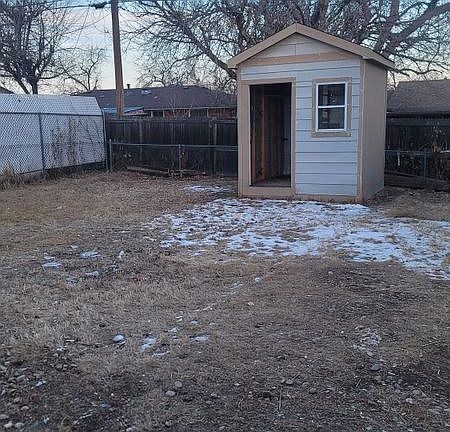 4th image of 8710 Faraday St