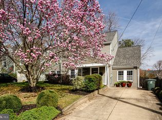 6317 19th St N, Arlington, VA 22205
