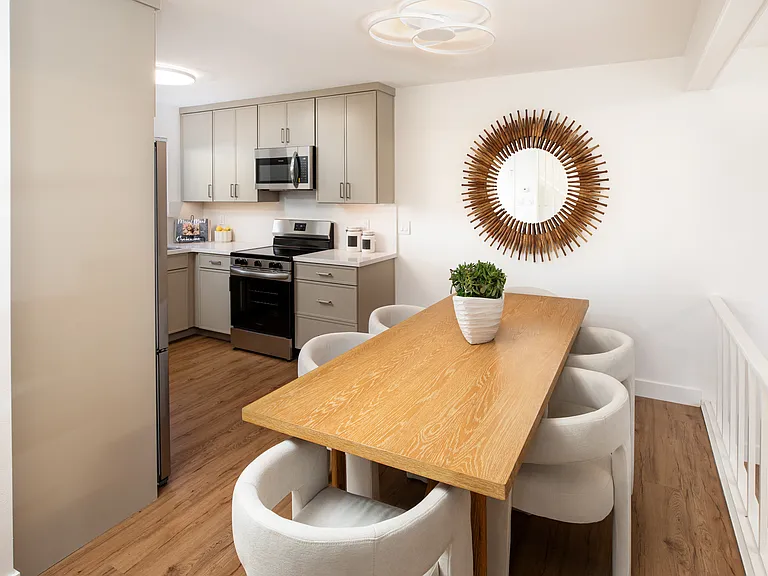 Solano Apartments — Photo 64