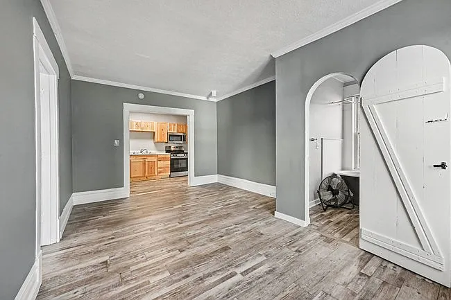 324 Chestnut St #1 — Photo 4