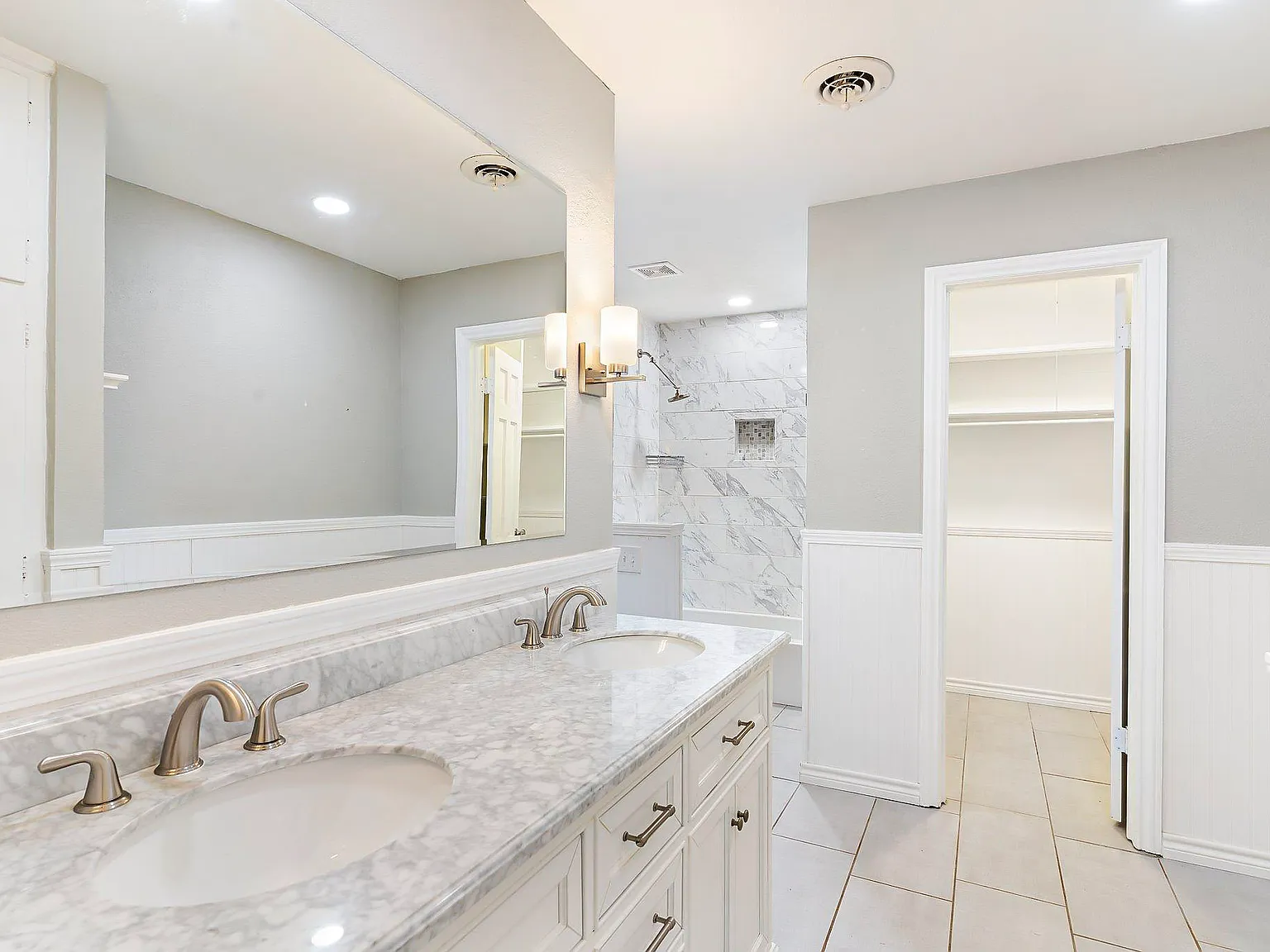 4 bed, 2.0 bath, 2320 sqft, $754 — Photo 3