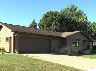 749 Birch St, Dawson, MN 56232