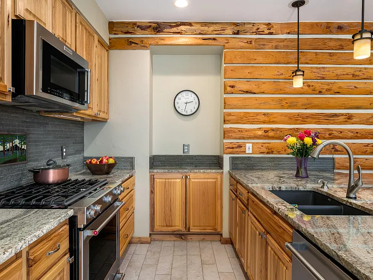 1482 Steamboat Blvd — Photo 11