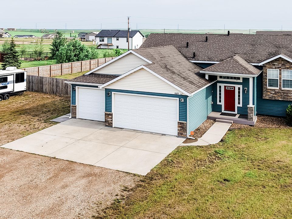 1st image of 13675 Redwood Way NW