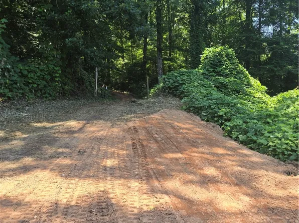 505 Stevenson Rd, Starr, SC 29684