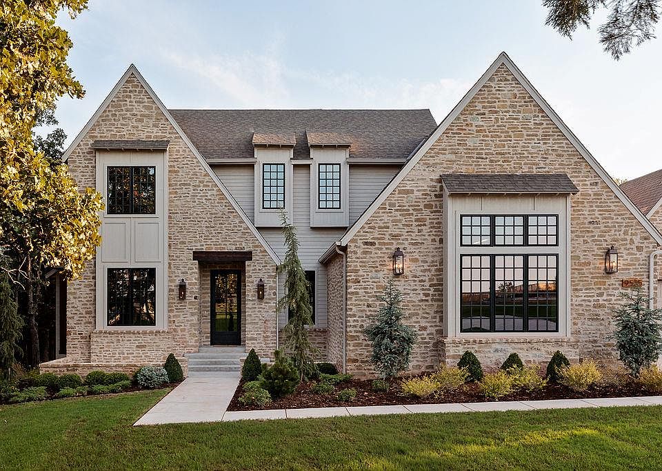 1st image of 9525 Midsomer Ln