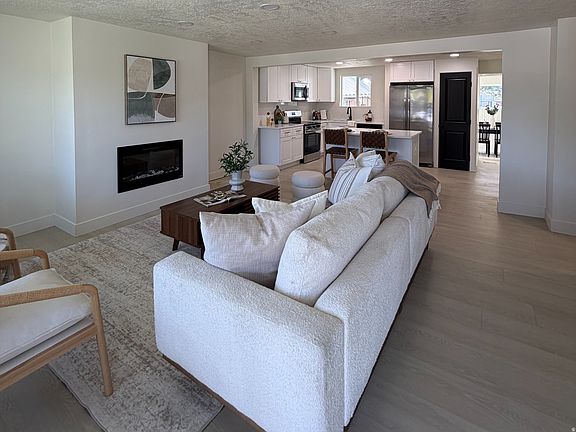 3rd image of 7408 S Ramanee Dr