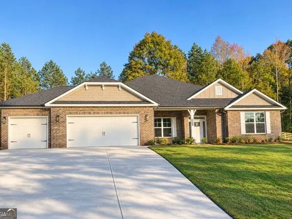 259 Blackberry Ct, Pendergrass, GA 30567