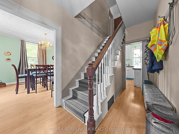 4th image of 2352 Church St