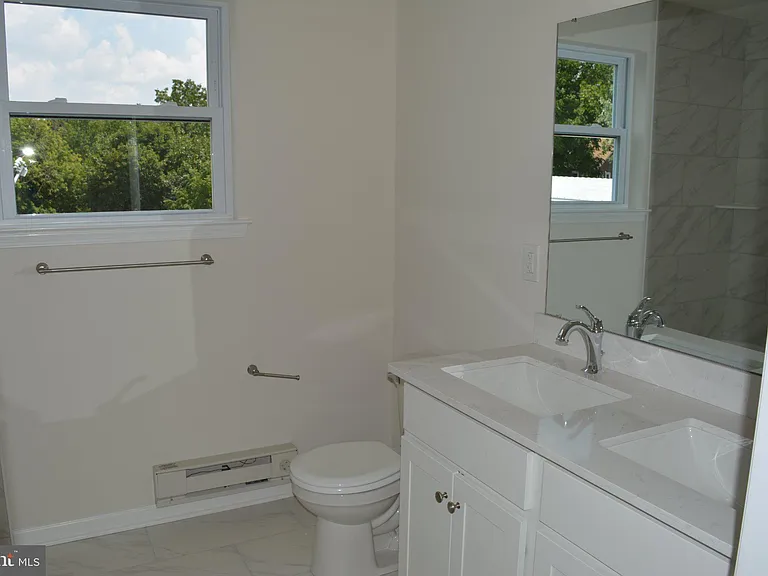 7631 Ridge Ave #2 — Photo 13