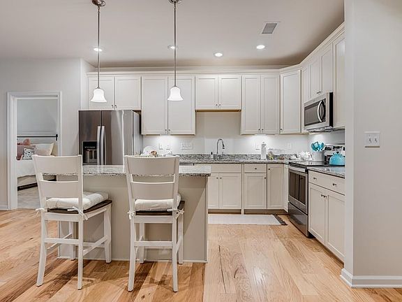 2nd image of 200 Martins Landing #411