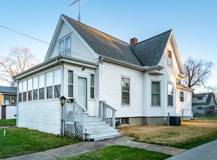 612 W Jackson St, Bloomington, IL