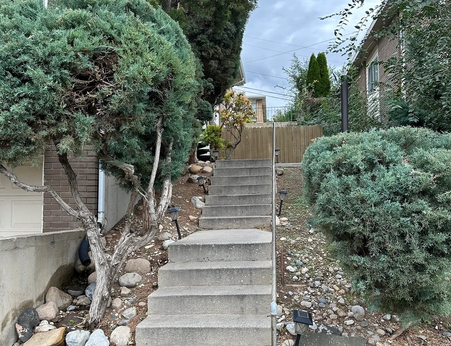 4 bed, 1600 sqft, $3,300 — Photo 2