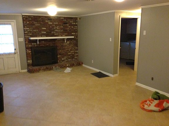 4th image of 8701 Longmeade Dr