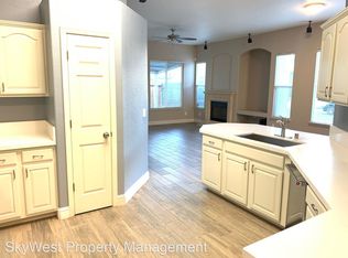 9025 Testerman Way, Elk Grove, CA 95758