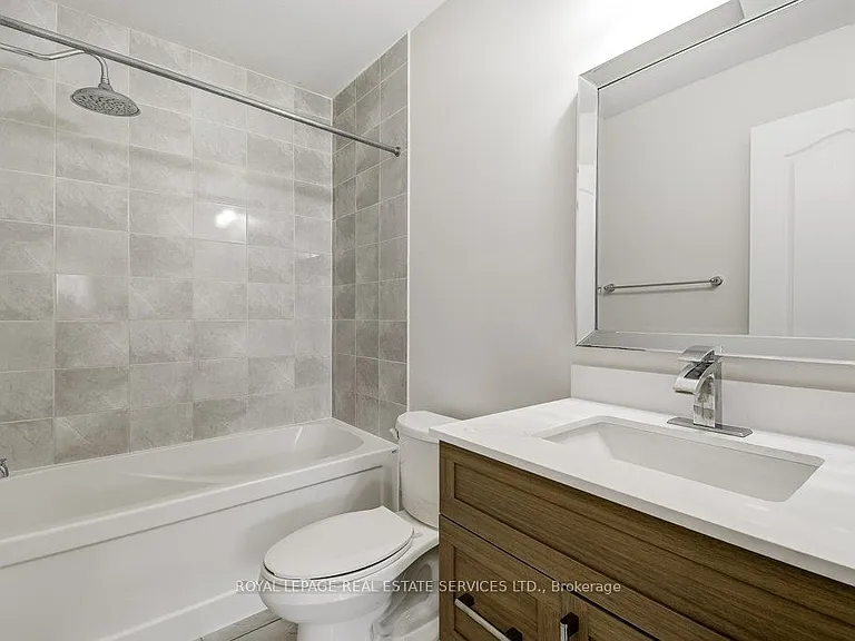 329 Gooding Cres — Photo 33