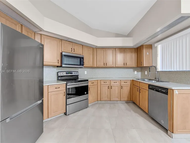 3491 NW 21st St — Photo 19
